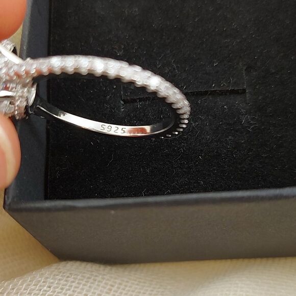 ⭐5 Carat Simulated Diamond Oval Sterling Silver Engagement Ring - Picture 9 of 9